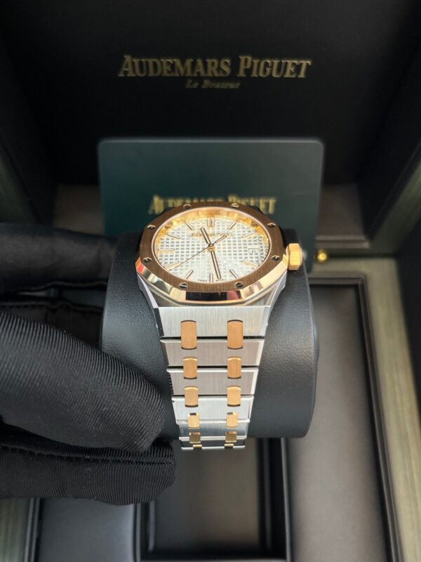 Audemars Piguet Royal Oak Selfwinding "50th Anniversary" 37mm 15550SR.OO.1356SR.01 - Image 7