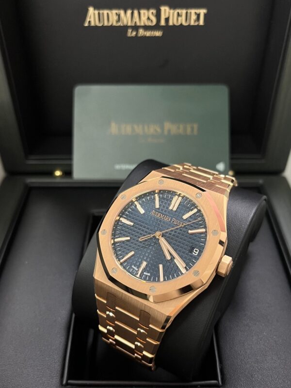 Audemars Piguet Royal Oak Selfwinding "50th Anniversary" Blue Dial 15510OR.OO.1320OR.01 - Image 10