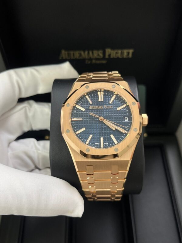 Audemars Piguet Royal Oak Selfwinding "50th Anniversary" Blue Dial 15510OR.OO.1320OR.01 - Image 3