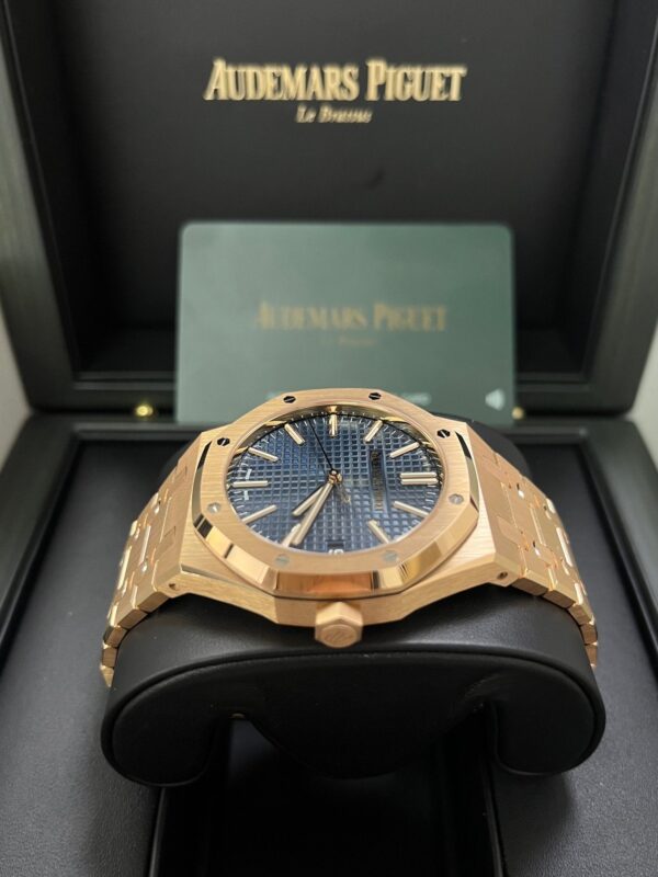 Audemars Piguet Royal Oak Selfwinding "50th Anniversary" Blue Dial 15510OR.OO.1320OR.01 - Image 9