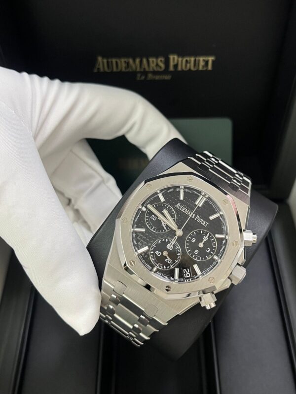 Audemars Piguet Royal Oak Selfwinding Chronograph Steel Black Dial 41mm Reference 26240ST.OO.1320ST.06 - Image 3