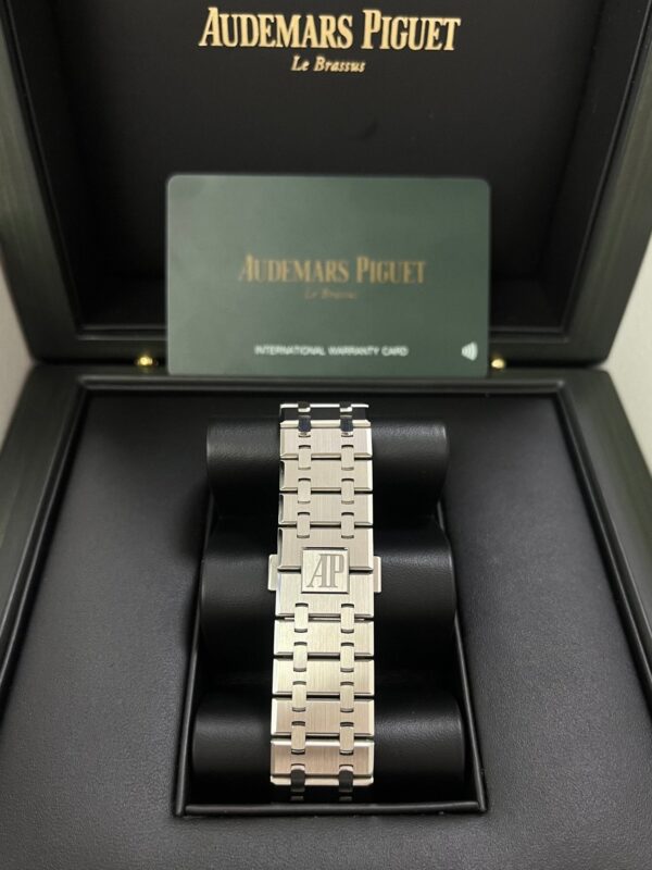 Audemars Piguet Royal Oak Selfwinding Chronograph Steel Black Dial 41mm Reference 26240ST.OO.1320ST.06 - Image 7