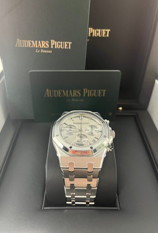 Audemars Piguet Royal Oak Chronograph White Dial 26240ST.OO.1320ST.07 - Image 4