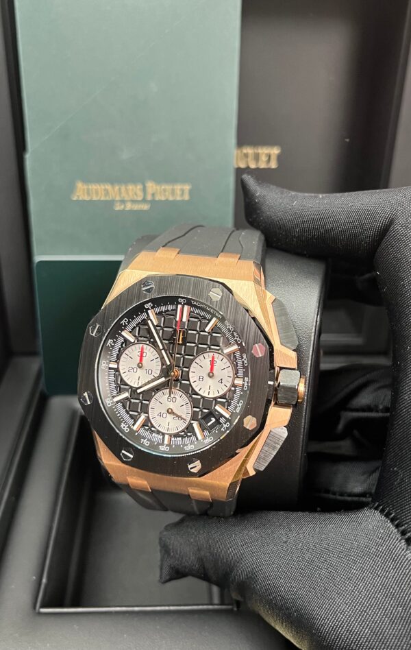 Audemars Piguet Royal Oak Offshore Selfwinding Chronograph (Ref # 26420RO.OO.A002CA.01) - Image 9