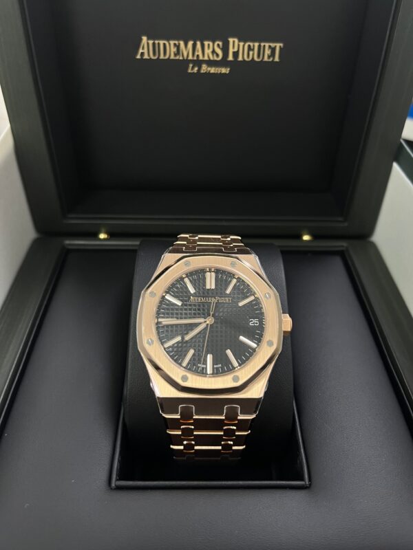 Audemars Piguet Royal Oak Rose Gold 41mm New 2023 Black Dial 15510OR.OO.1320OR.04 - Image 3