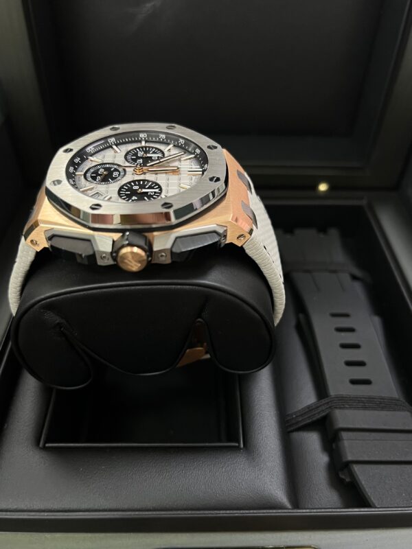 Audemars Piguet Royal Oak Offshore Chronograph 43mm Chronograph 18k Rose Gold and Titanium Grey Dial Ref# 26420OI.OO.A015VE.01 - Image 8