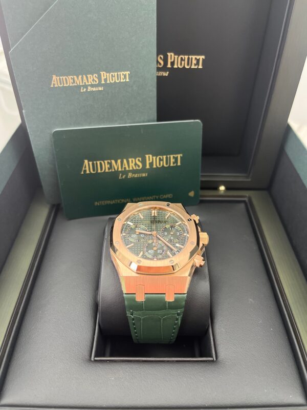 Audemars Piguet Royal Oak Chronograph Green Dial 26240OR.OO.D404CR.02 - Image 9