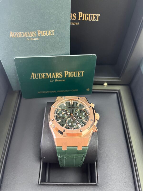 Audemars Piguet Royal Oak Chronograph Green Dial 26240OR.OO.D404CR.02 - Image 13