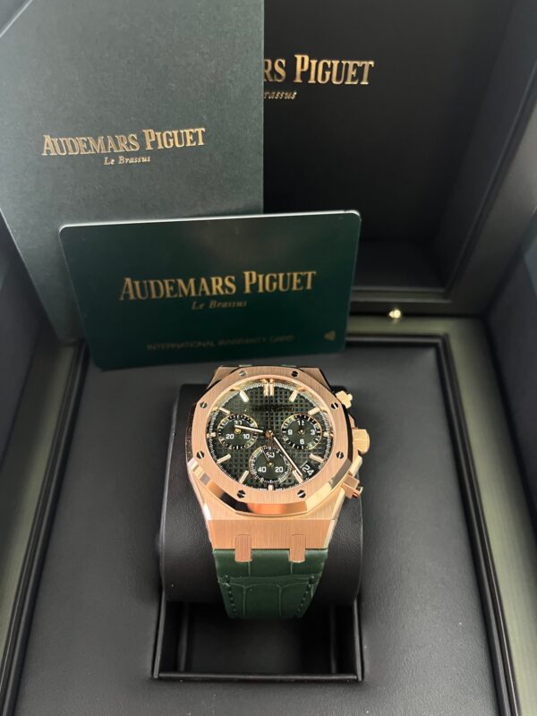 Audemars Piguet Royal Oak Chronograph Green Dial 26240OR.OO.D404CR.02 - Image 3