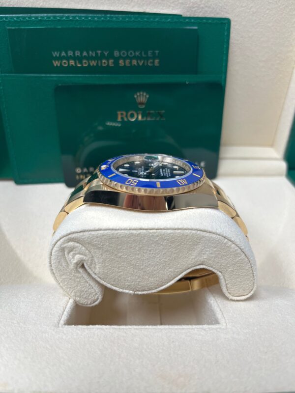 Rolex Yellow Gold Submariner Date Watch - Blue Bezel - Blue Dial - (REF# 126618LB) - Image 6