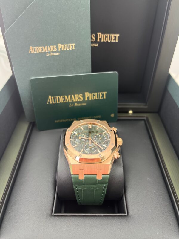 Audemars Piguet Royal Oak Chronograph Green Dial 26240OR.OO.D404CR.02 - Image 7