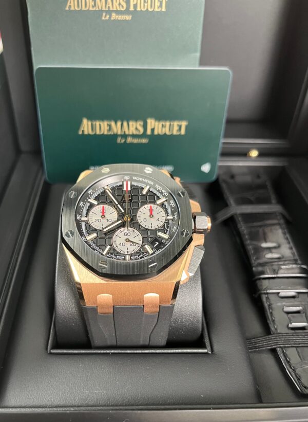Audemars Piguet Royal Oak Offshore Selfwinding Chronograph (Ref # 26420RO.OO.A002CA.01) - Image 8
