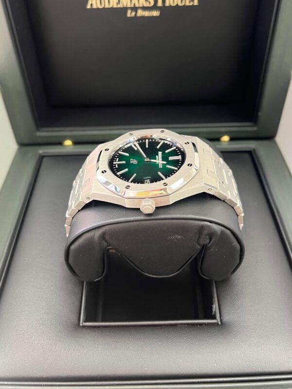 Audemars Piguet Royal Oak Jumbo "Jumbo" Extra-Thin 15202PT.OO.1240PT.01 - Image 7