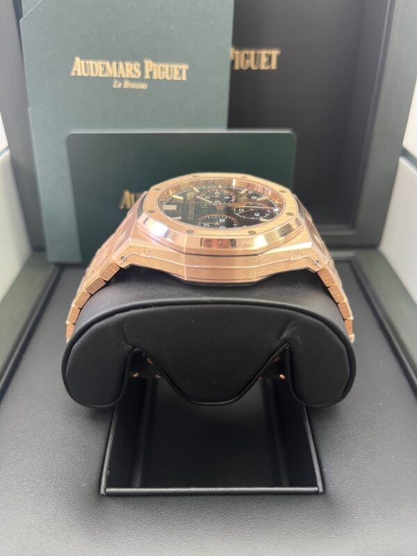 Audemars Piguet Royal Oak Chronograph Black dial 26240OR.OO.1320OR.06 - Image 2