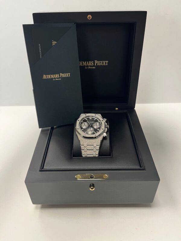 Audemars Piguet Royal Oak Frosted Gold Selfwinding Chronograph (Ref# 26239BC.GG.1224BC.02) - Image 3