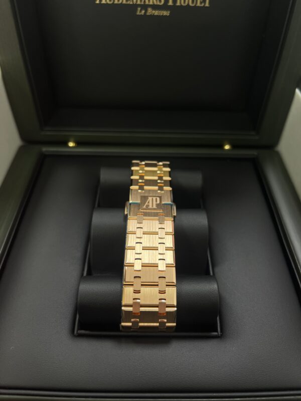 Audemars Piguet Royal Oak Rose Gold 41mm New 2023 Black Dial 15510OR.OO.1320OR.04 - Image 7