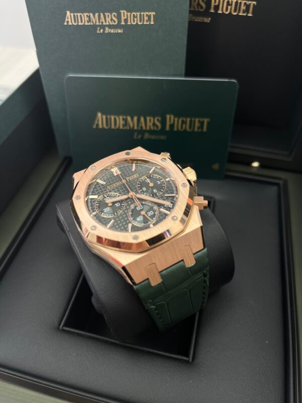Audemars Piguet Royal Oak Chronograph Green Dial 26240OR.OO.D404CR.02 - Image 8