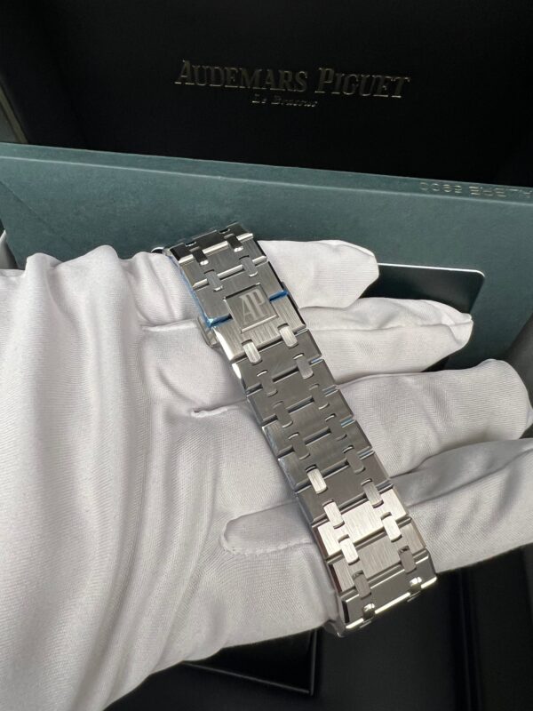 Audemars Piguet ROYAL OAK SELFWINDING "50TH ANNIVERSARY" Black Dial 15510ST.OO.1320ST.02 - Image 5