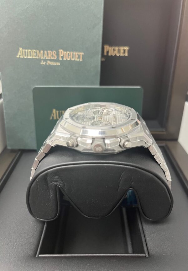 Audemars Piguet Royal Oak Chronograph White Dial 26240ST.OO.1320ST.07 - Image 10