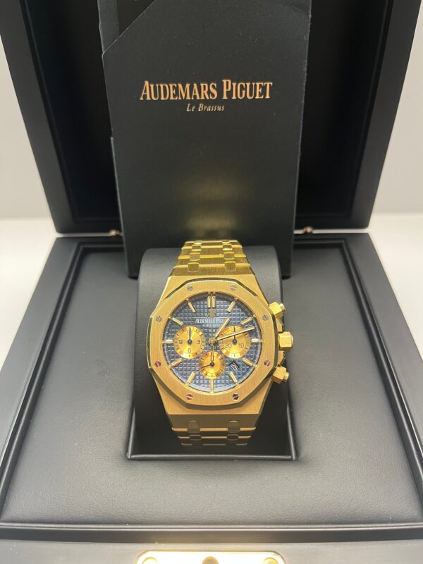 Audemars Piguet Royal Oak Selfwinding Chronograph 41mm/ 18k Yellow Gold/ Blue Dial/ Yellow Sub-Dials (Ref # 26331BA.OO.1220BA.01) - Image 4