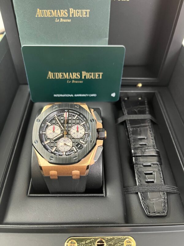 Audemars Piguet Royal Oak Offshore Selfwinding Chronograph (Ref # 26420RO.OO.A002CA.01) - Image 3