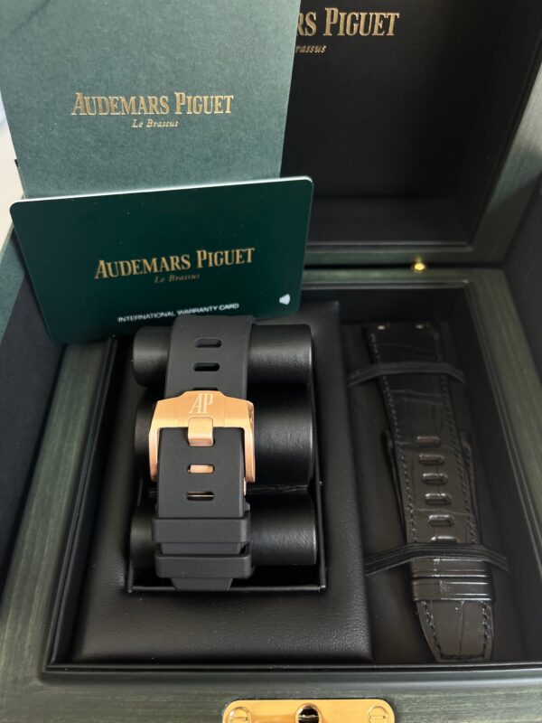 Audemars Piguet Royal Oak Offshore Selfwinding Chronograph (Ref # 26420RO.OO.A002CA.01) - Image 13