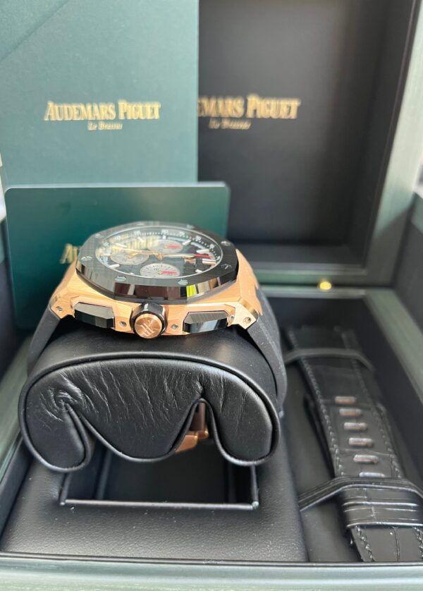 Audemars Piguet Royal Oak Offshore Selfwinding Chronograph (Ref # 26420RO.OO.A002CA.01) - Image 11