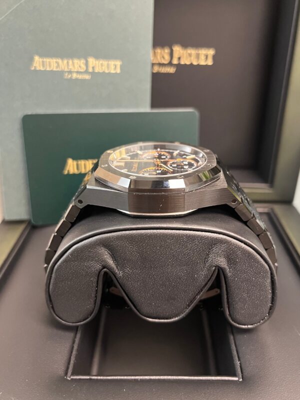 Audemars Piguet Royal Oak Chronograph 41mm Ceramic 26240CE.OO.1225CE.01 - Image 9