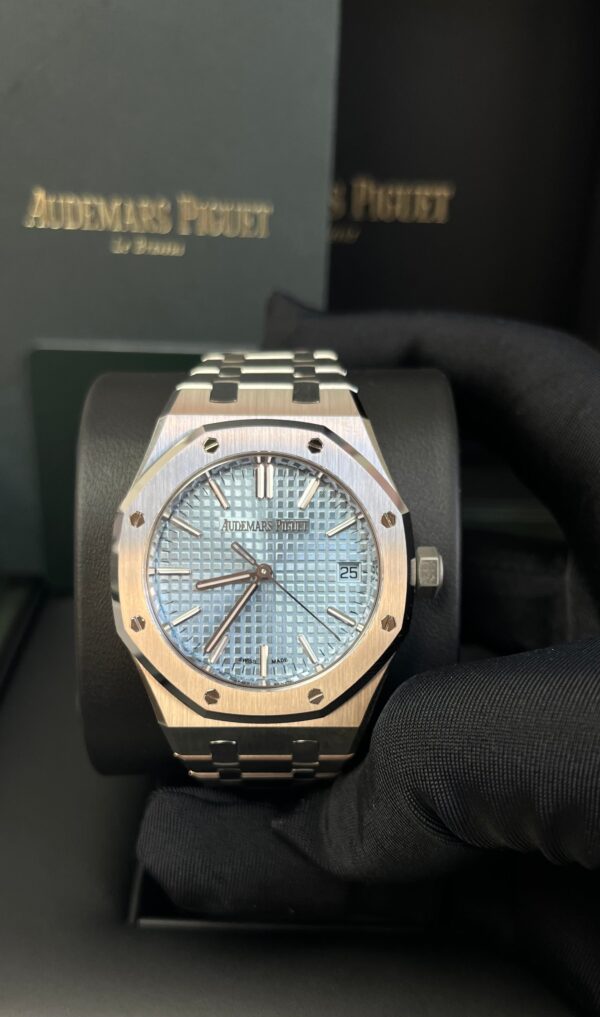 Audemars Piguet Royal Oak Selfwinding "50th Anniversary" 37mm Ice Blue Dial - Reference # 15550st - Image 3