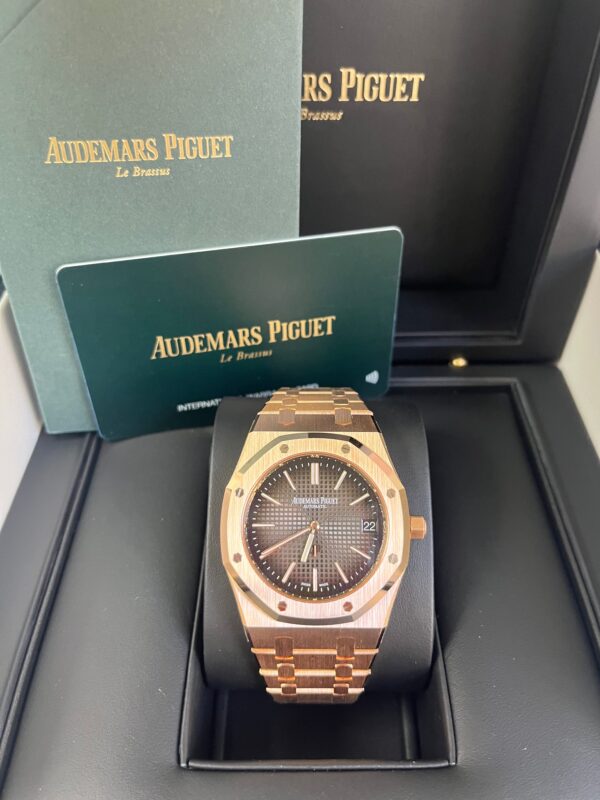 Audemars Piguet Royal Oak Jumbo "JUMBO" EXTRA-THIN Ref. 16202OR.OO.1240OR.02 - Image 10