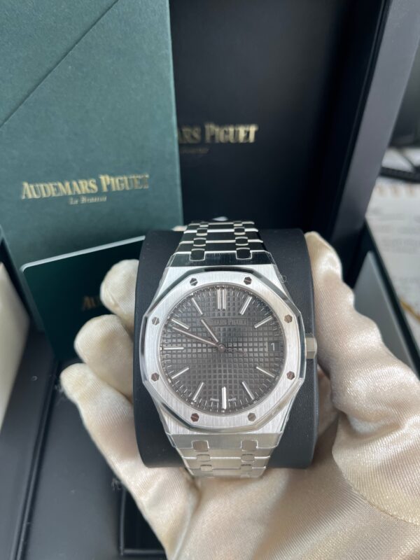 Audemars Piguet ROYAL OAK SELFWINDING "50TH ANNIVERSARY Grey dial 15510ST.OO.1320ST.05 - Image 4