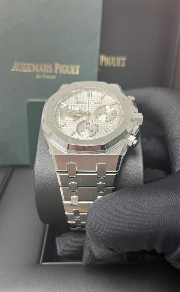 Audemars Piguet Royal Oak Chronograph White Dial 26240ST.OO.1320ST.07 - Image 9