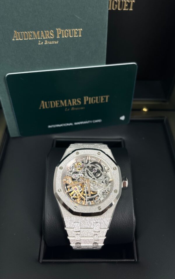 Audemars Piguet ROYAL OAK DOUBLE BALANCE WHEEL OPENWORKED Frosted Skeleton 37mm (Ref # 15466BC.GG.1259BC.01) - Image 2
