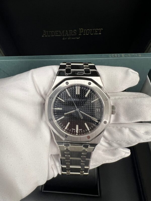 Audemars Piguet ROYAL OAK SELFWINDING "50TH ANNIVERSARY" Black Dial 15510ST.OO.1320ST.02 - Image 4