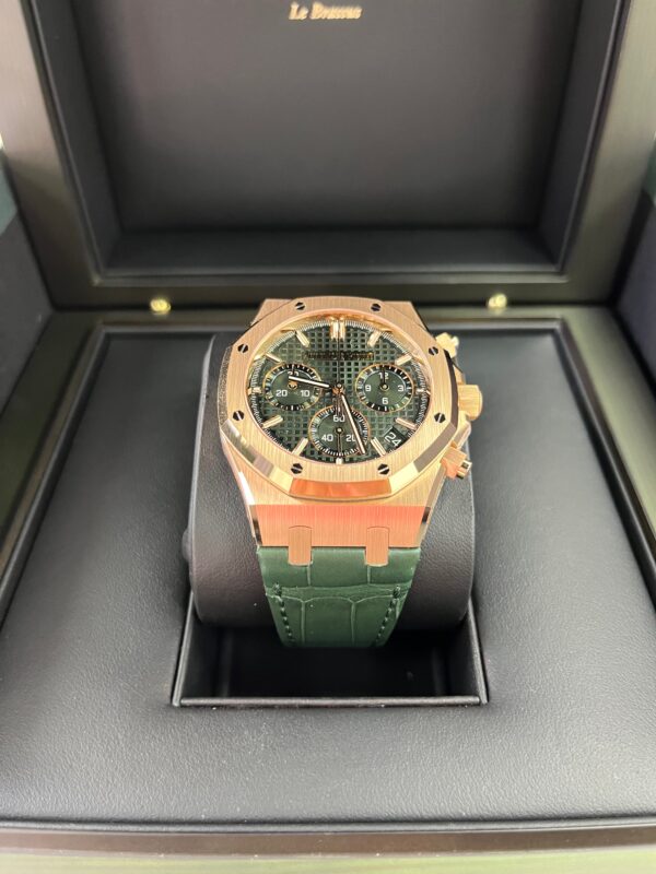 Audemars Piguet Royal Oak Chronograph Green Dial 26240OR.OO.D404CR.02 - Image 6