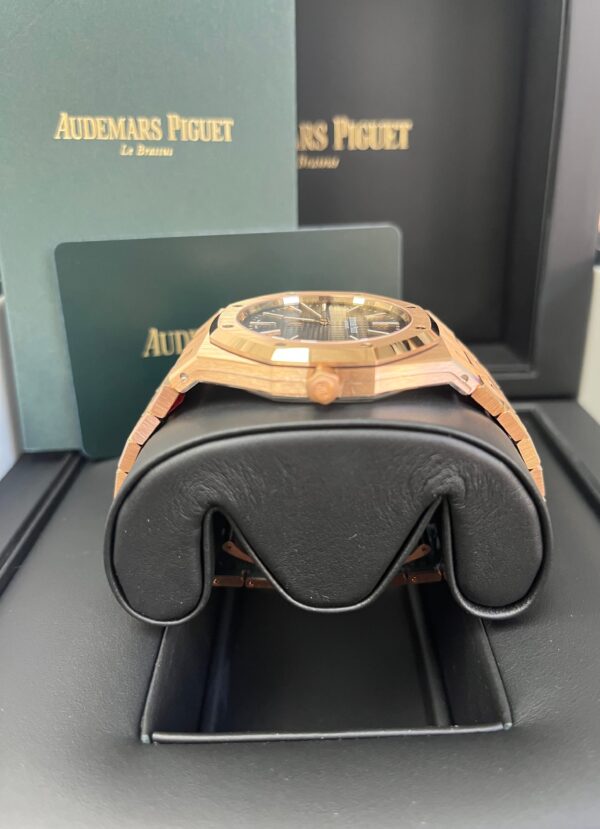 Audemars Piguet Royal Oak Jumbo "JUMBO" EXTRA-THIN Ref. 16202OR.OO.1240OR.02 - Image 8