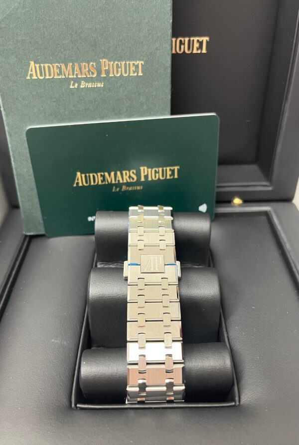 Audemars Piguet Royal Oak Selfwinding 41 mm Stainless Steel Green Dial 15510ST.OO.1320ST.09 - Image 9