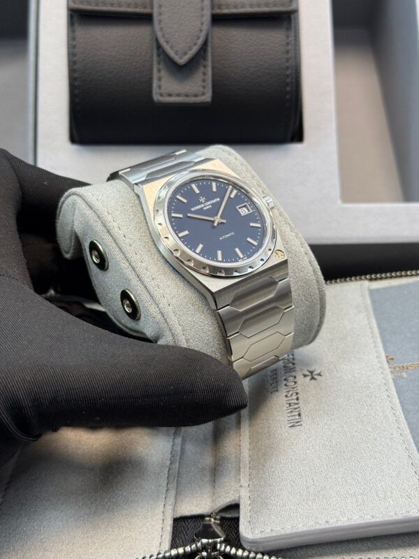 Vacheron Constantin Blue Dial Steel Historiques 222 Reference #  4200H/222A-B934 - Image 10
