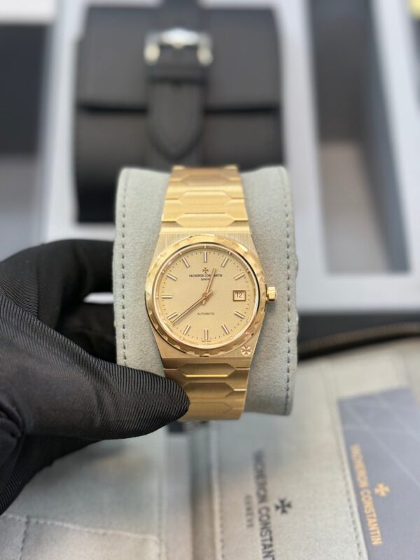 Vacheron Constantin Historiques 222 4200H/222J-B935 37 mm Yellow Gold - Image 6