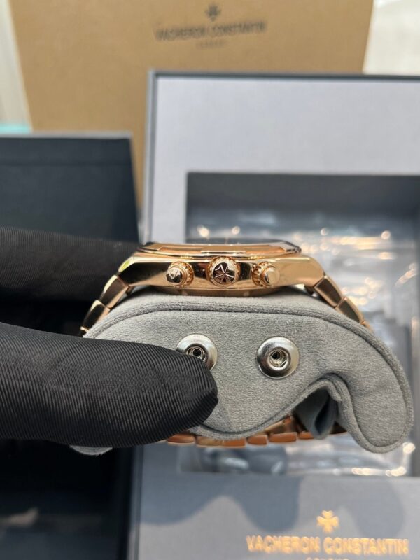 Vacheron Constantin Overseas Chronograph Rose Gold Green Dial 5520V/210R-B966 - Image 5