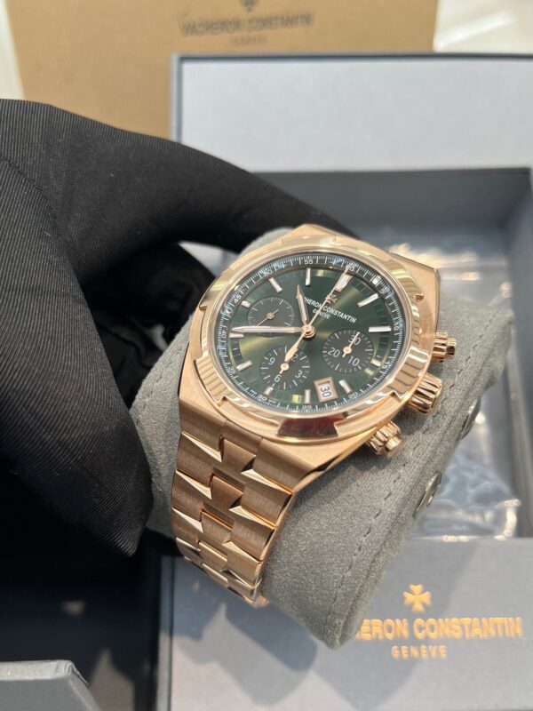 Vacheron Constantin Overseas Chronograph Rose Gold Green Dial 5520V/210R-B966 - Image 16