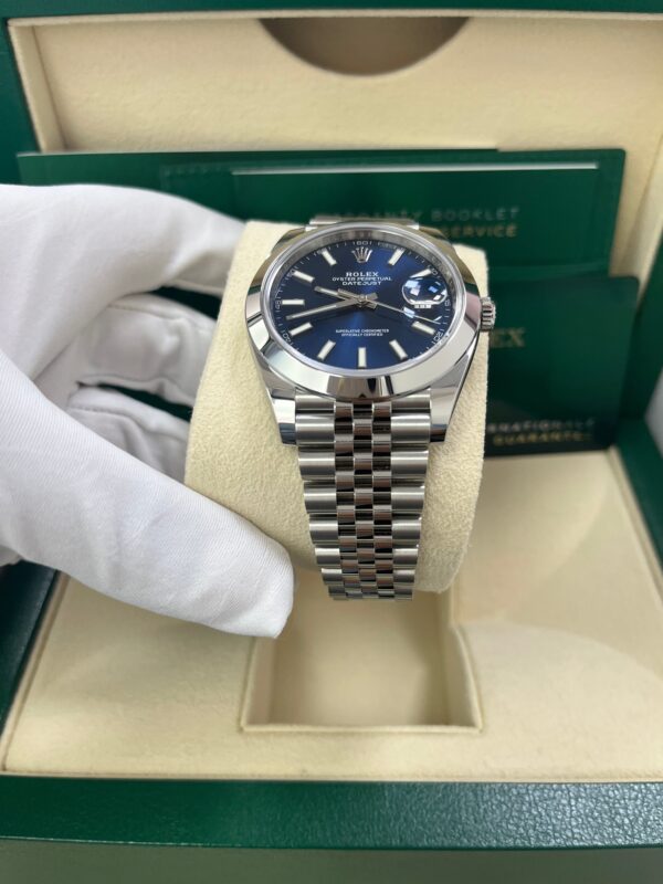 Rolex Datejust 41/ Stainless Steel/ Blue Index Dial/ Smooth Bezel/ Jubilee Bracelet (Ref# 126300) - Image 10