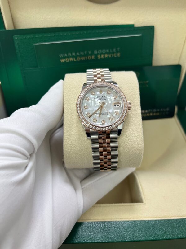 Rolex Datejust 31mm Mother Of Pearl Dial Rose Gold / Steel Reference #278381RBR - Image 4