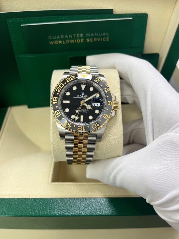 Rolex GMT-Master II Two-Tone Black Jubilee 126713GRNR - Image 7
