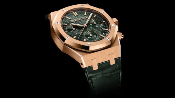 Audemars Piguet ROYAL OAK SELFWINDING CHRONOGRAPH “50TH ANNIVERSARY” GREEN DIAL GREEN STRAP (Ref # 26240OR.OO.D404CR.01) - Image 8