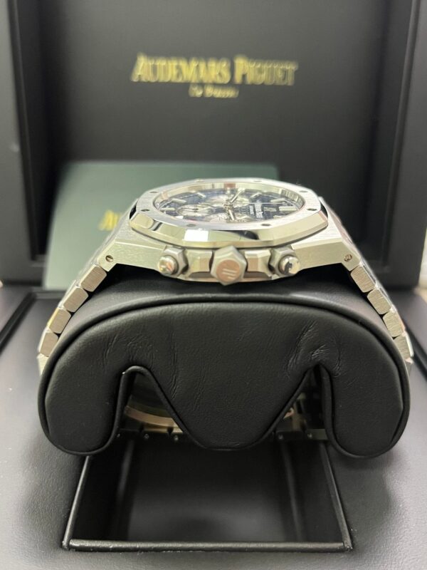 Audemars Piguet Royal Oak Selfwinding Chronograph/ Stainless Steel/ Blue Dial/ Silver Sub-Dials (Ref#26331ST.OO.1220ST.01) - Image 10