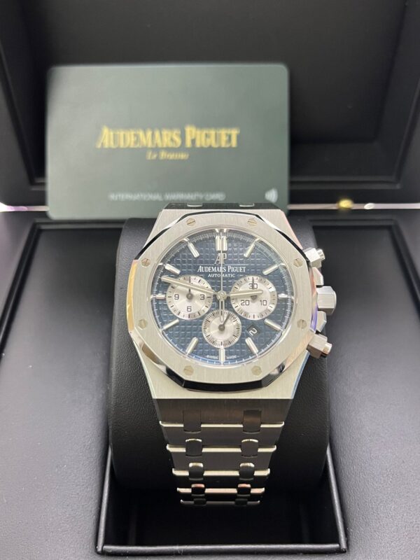 Audemars Piguet Royal Oak Selfwinding Chronograph/ Stainless Steel/ Blue Dial/ Silver Sub-Dials (Ref#26331ST.OO.1220ST.01) - Image 6