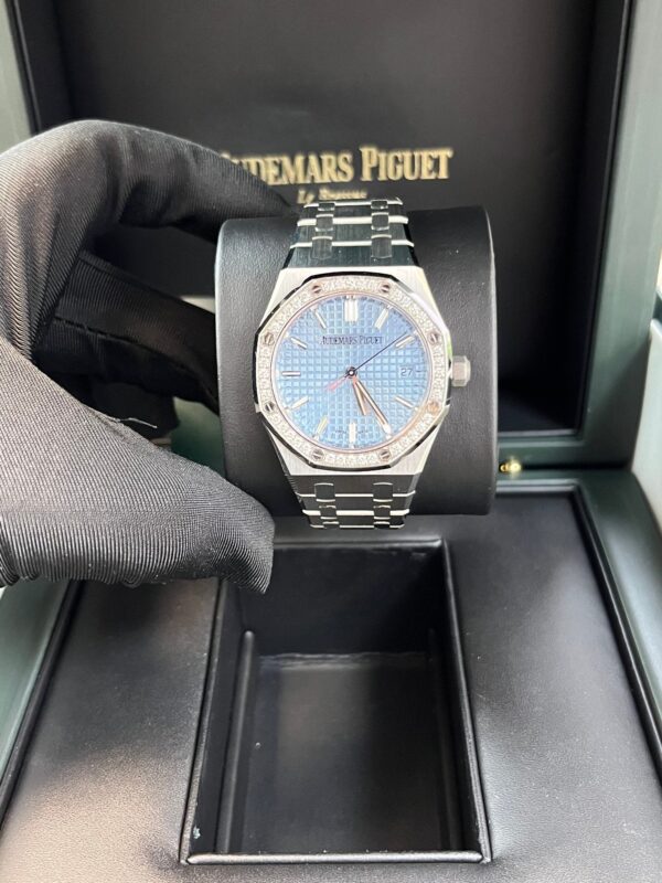 Audemars Piguet Royal Oak Selfwinding Ice Blue Dial 77451ST.ZZ.1361ST.03 - Image 7