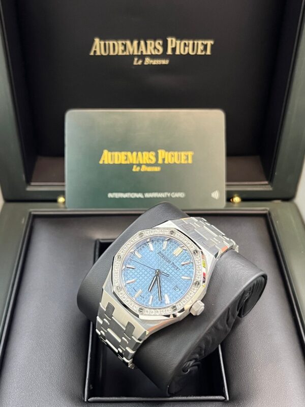 Audemars Piguet Royal Oak Selfwinding Ice Blue Dial 77451ST.ZZ.1361ST.03 - Image 17