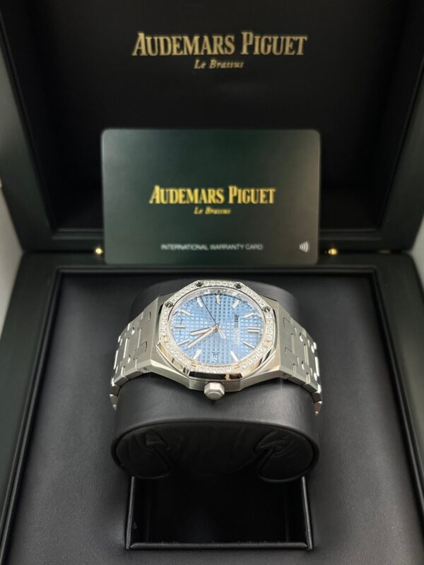 Audemars Piguet Royal Oak Selfwinding Ice Blue Dial 77451ST.ZZ.1361ST.03 - Image 18